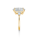 Oval shape diamond 5.00 cts ring