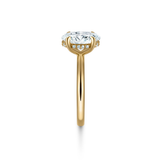 Oval shape diamond 2.00 cts ring