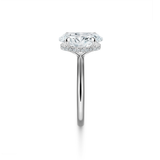 Oval shape diamond 3.00 cts ring