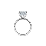 Radiant cut diamond 5.00 cts ring