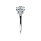 Round brilliant diamond  3.00 cts ring